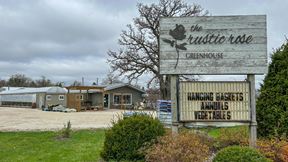 Highway 63 Commercial Building and Land For Sale
