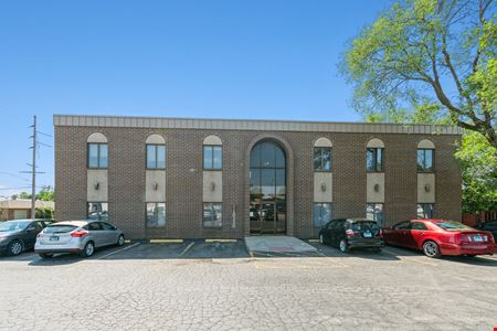 Commercial space for Rent at 10220 S Cicero Ave in Oak Lawn