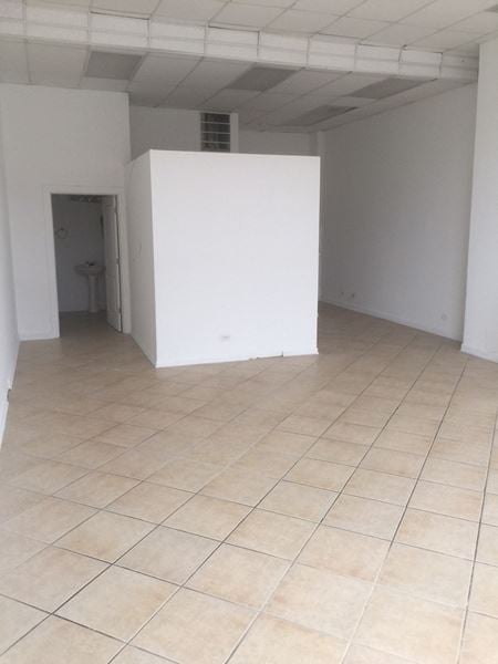 Retail space for Rent at 4233-39 N. Kedzie Ave. in Chicago