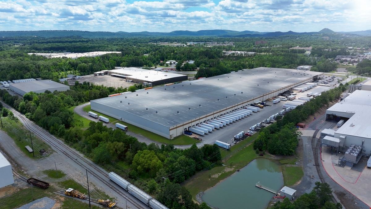 599,465 SF Distribution Center