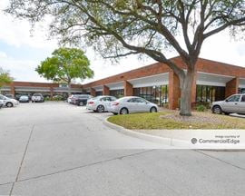 Beaumont Commerce Center - 5426-5460 Beaumont Center Blvd