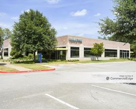Monterey Oaks - 5700 South MoPac Expwy