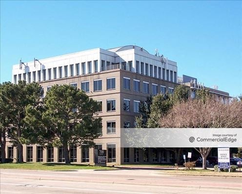 700 Highlander Blvd