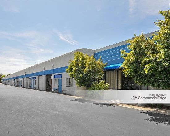 755 North Country Club Drive, Mesa, AZ | industrial Building