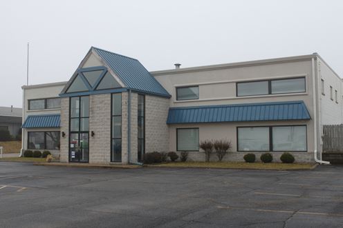 1014 W Pioneer Parkway