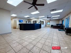 2424 E Slaton Rd