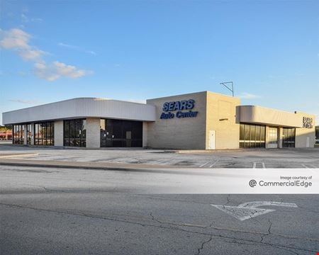 Retail space for Rent at 4900 South Hulen Street in Fort Worth