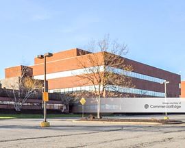 Edison Towne Corporate Centre - 2121 State Route 27