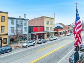 137 N Hanover St