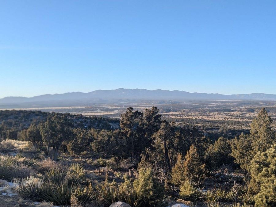 1747 Deer Canyon Trail