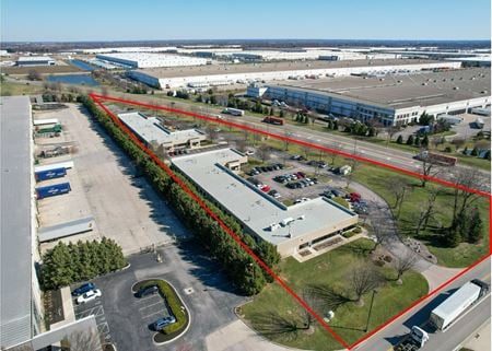 Photo of commercial space at 6425 Alum Creek Drive in Groveport