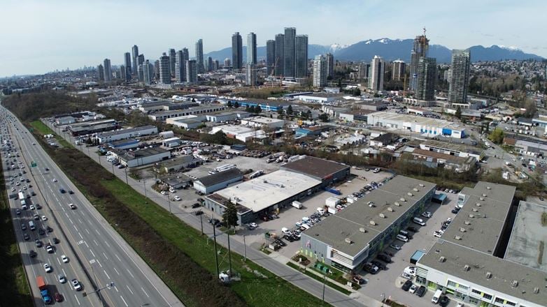 5371 Regent Street, Burnaby