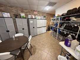 1816 E SE Loop 323