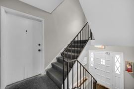 1623 Portage