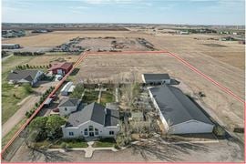 1116-1134 East Loop 335 - Destiny's Garden