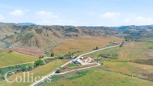 Vineyards, Winery, Restaurant & Home For Sale | 3 Horse Ranch Vineyards