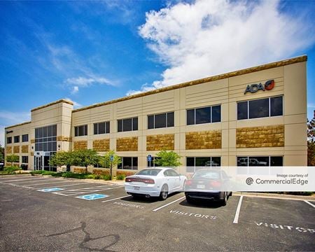 Photo of commercial space at 9139 South Ridgeline Blvd in Highlands Ranch