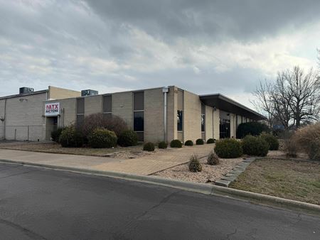 Industrial space for Sale at 424 North Cedarbrook Avenue in Springfield