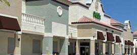 Weston Lakes Plaza