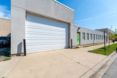 Industrial space for Rent at 2650 W Fulton St in Chicago