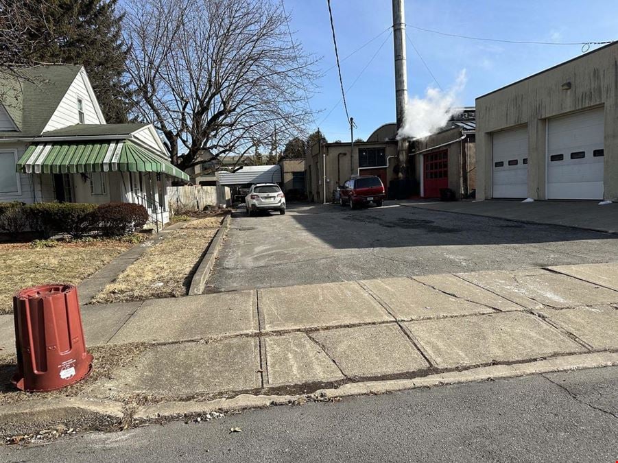 886 Wyoming Avenue