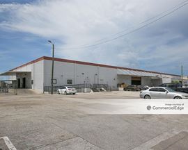 5128-5136 W Clifton St