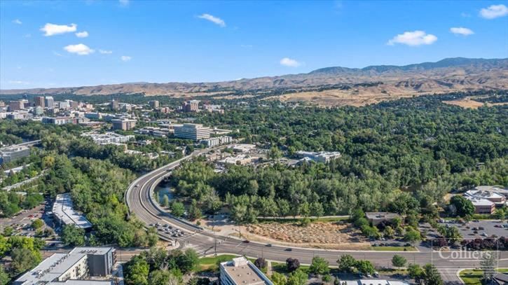 440 - 444 Parkcenter Blvd | Land for Sale