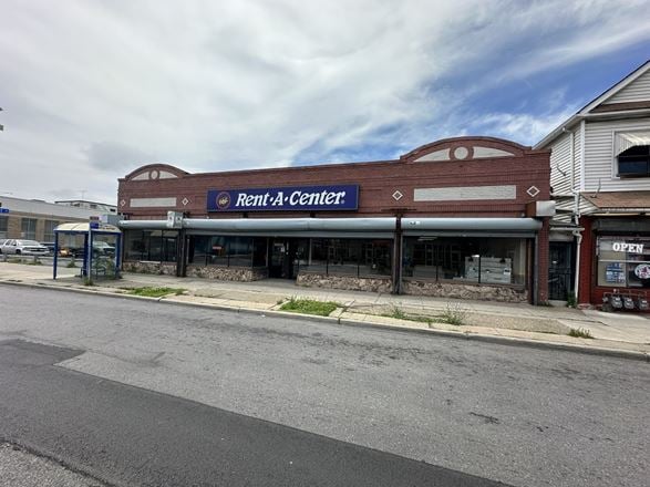 3146 Bailey Ave - 5,712+/- SF Retail
