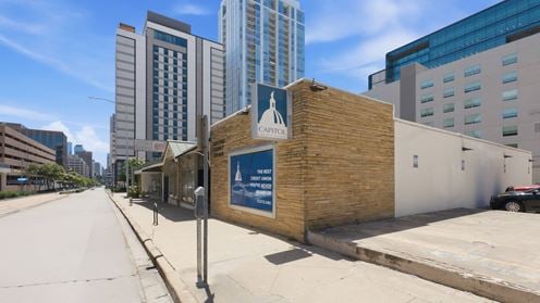1718 & 1720 Lavaca St