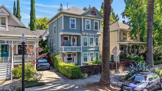 2409 I Street | 3 Units