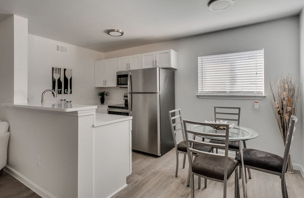 5005 San Jacinto