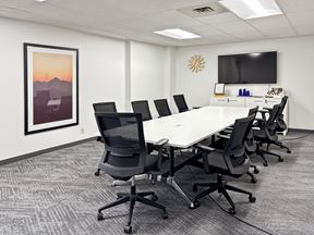 Regus - Irving - 320 Decker Drive