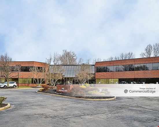 Whiteland Business Park - One Whiteland Plaza
