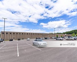 2250 Roswell Drive