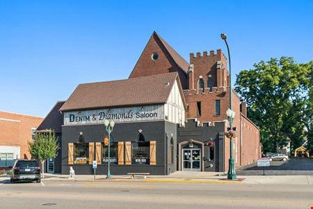 Retail space for Sale at 425 W State St in Sycamore