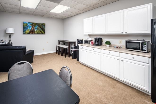Influx Business Hub - East Arlington