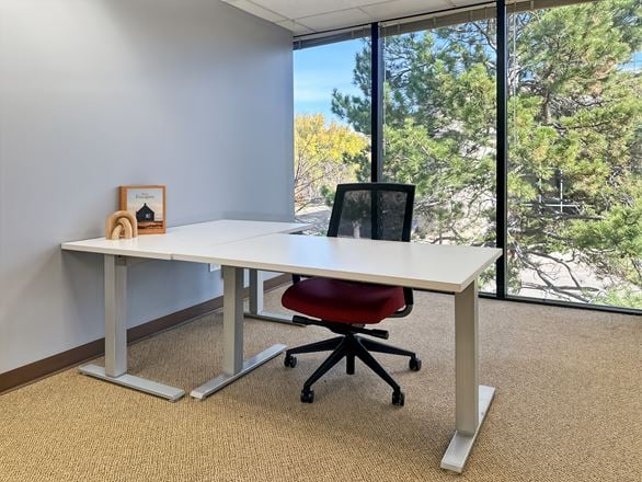 Regus - Boulder - Center Green Dr