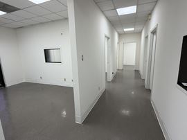 Spring Branch Office Warehouse for Sale/Lease