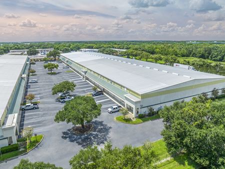 Photo of commercial space at 3135 Drane Field Road in Lakeland