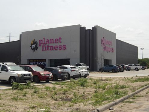 Planet Fitness Plaza