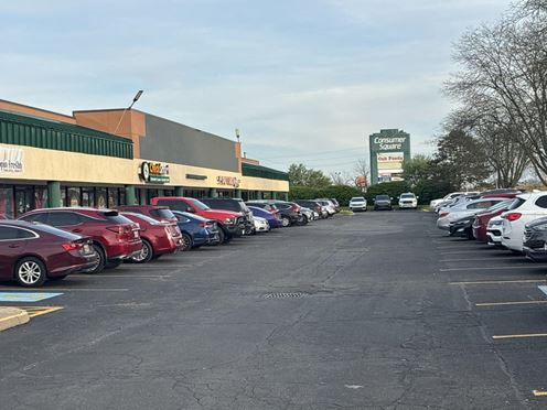 Salem Consumer Square