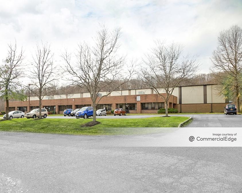 207 Wembly Road, New Windsor, NY Industrial Building