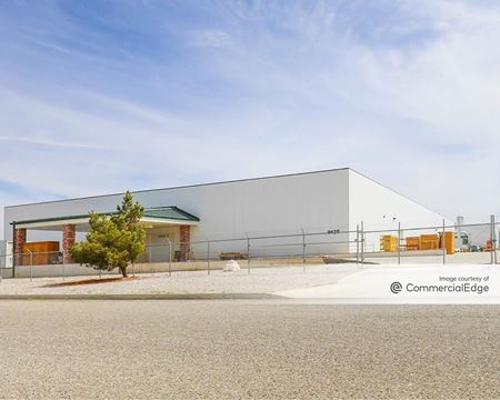 Commercial space for Rent at 9425 Commerce Way in Adelanto