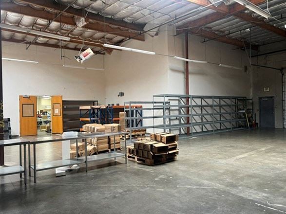 500 Gateway Rd E