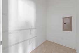 2489 W Business 77