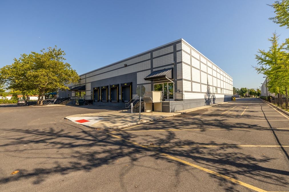 100 W. Forest Avenue