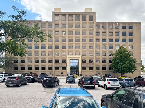Regus - West Des Moines - Valley Drive