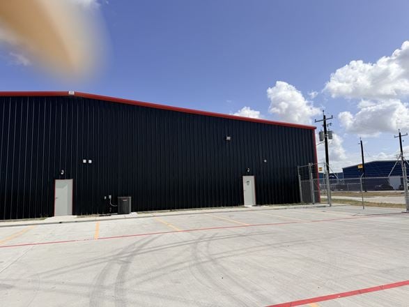 109 N FM 509, Unit 2