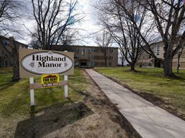 35 Apt Units: Highland Drive
