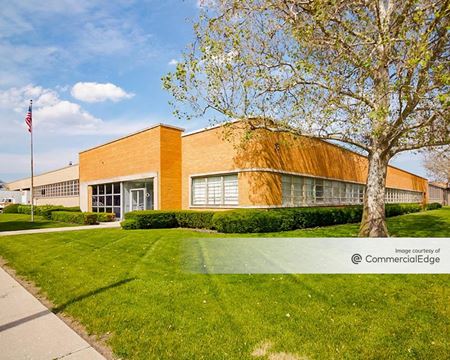 Industrial space for Rent at 1901 North Narragansett Avenue in Chicago